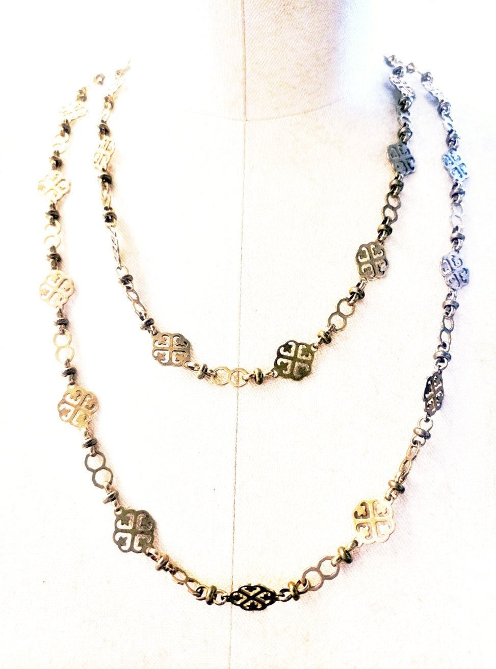 Retro 1960s Vanessa Chain Necklace