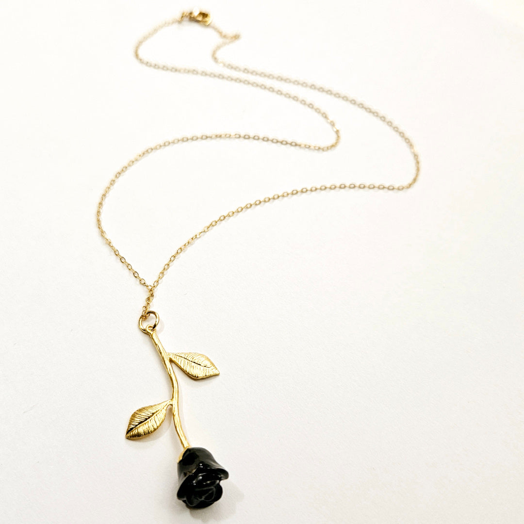 Retro Noir Rose Necklace